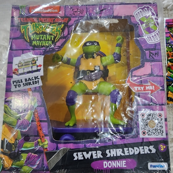 Teenage Mutant Ninja Turtles Mutant Mayhem , DONNIE pull back skateboard w gift - Picture 6 of 6